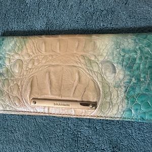 Brahmin wallet